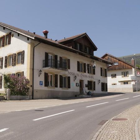 Hotel Du Cheval Blanc La Neuveville Zewnętrze zdjęcie